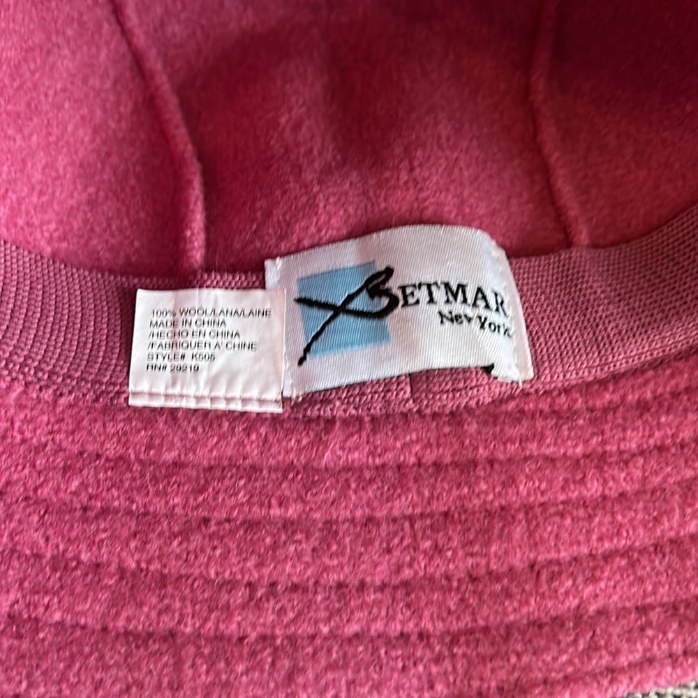Betmar NY Pink Wool Cloche Hat Vintage Style Ribbon Detail - Picture 3 of 4